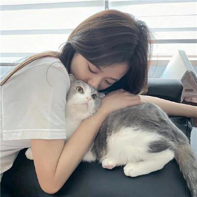 超级明星金·卡戴珊